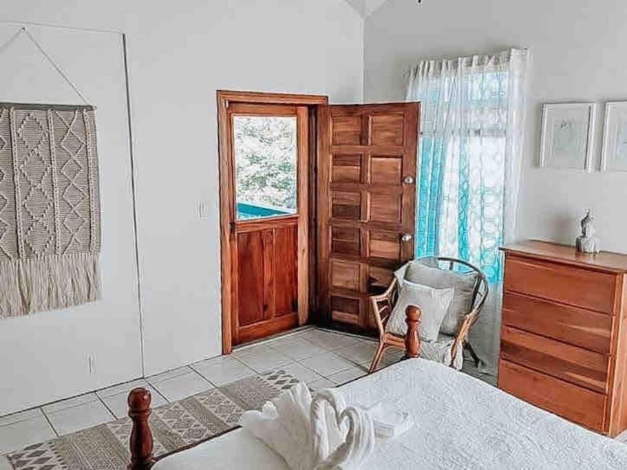 Vacation Home Blue Lotus Caye Caulker Exterior foto
