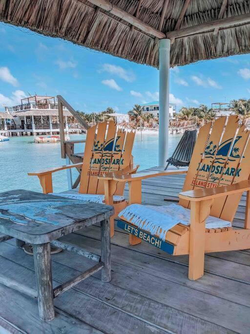 Vacation Home Blue Lotus Caye Caulker Exterior foto